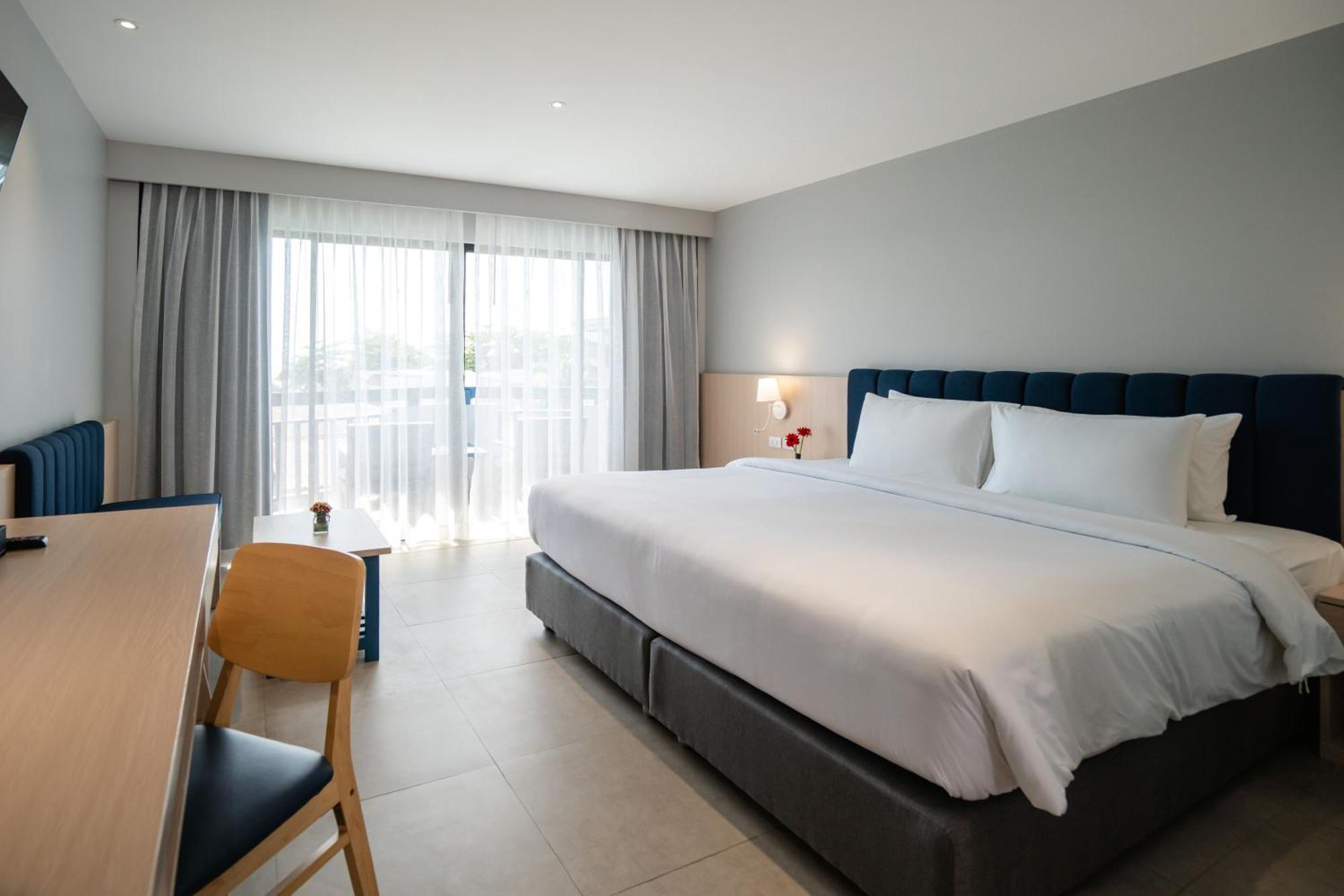 Phuket Island View - Sha Extra Resort 4*