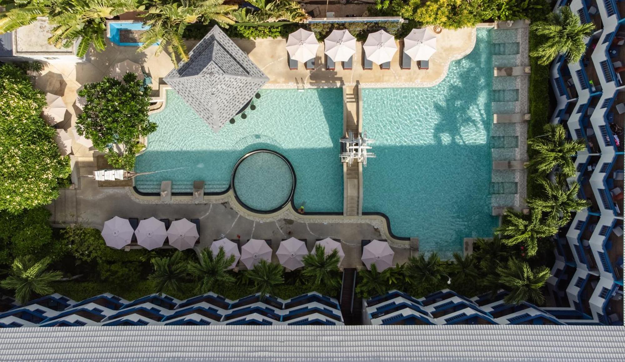 Phuket Island View - Sha Extra Resort Karon
