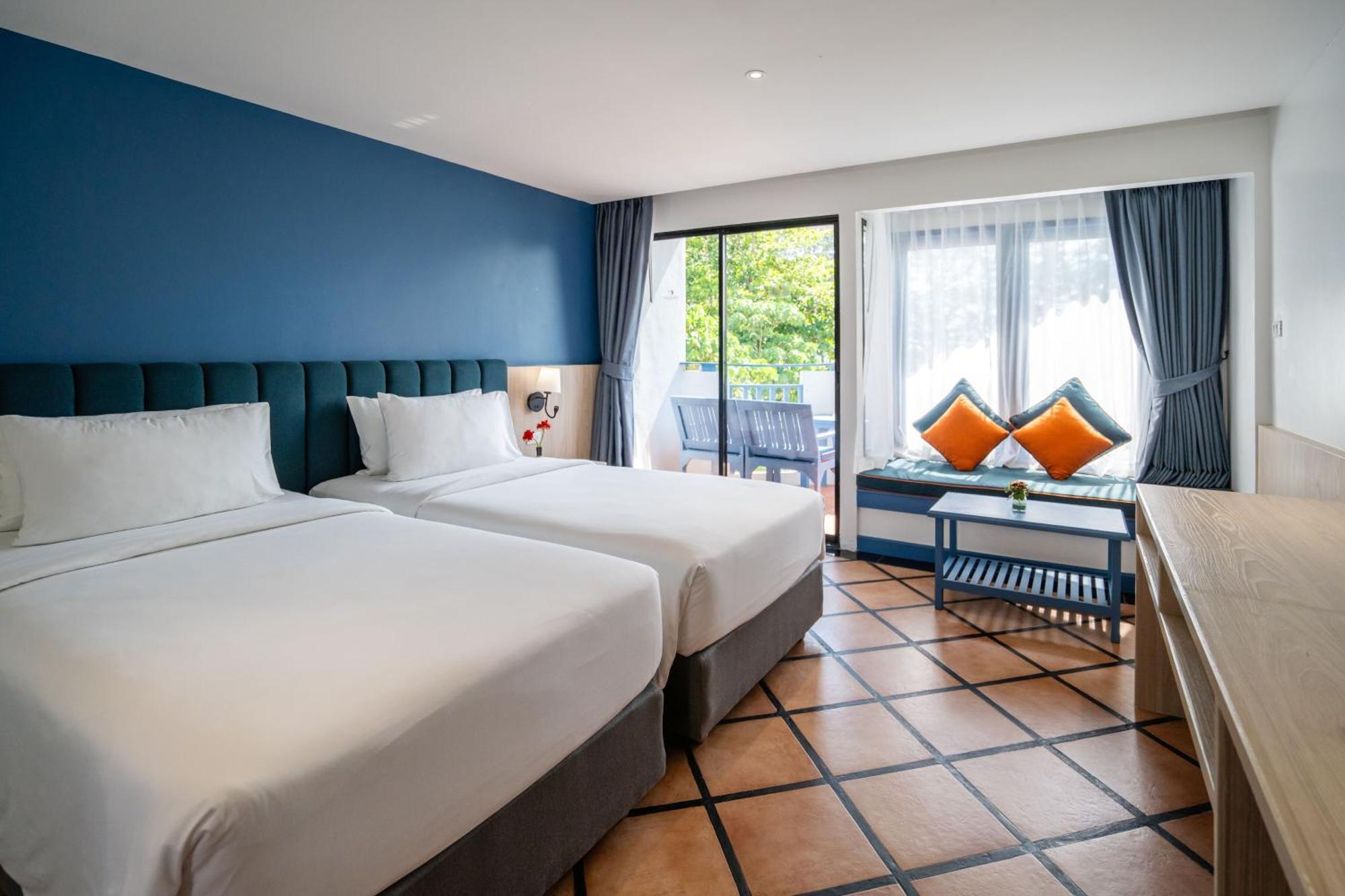 Phuket Island View - Sha Extra Resort 4*